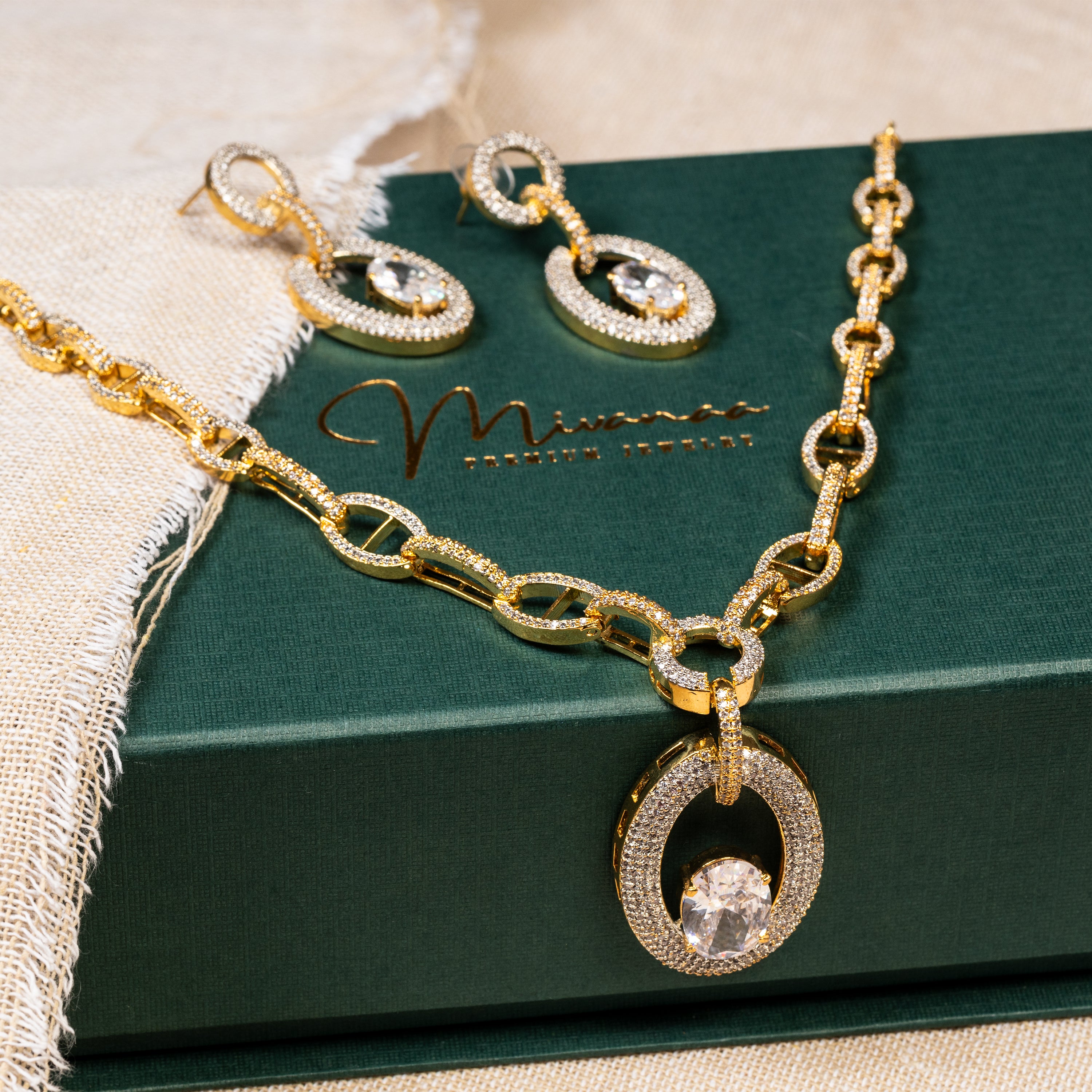 Zirconia with Gold polish-Mivanaa